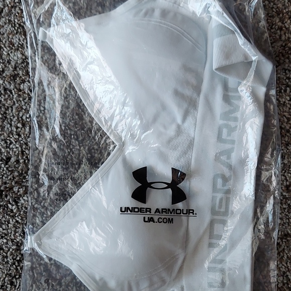 Under Armour Other - COPY - Under Armour seamless longline bra